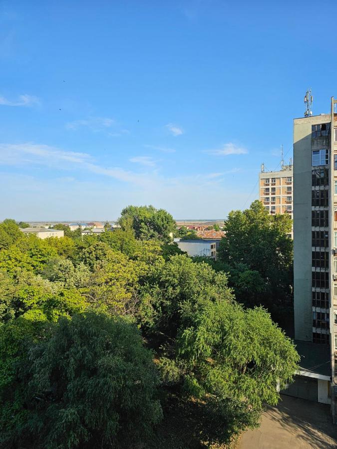 Turnu Măgurele Garsoniera Dary Bloc G2Str Mihai Bravu מראה חיצוני תמונה
