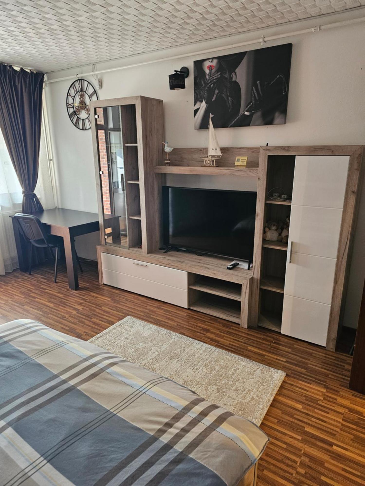 Turnu Măgurele Garsoniera Dary Bloc G2Str Mihai Bravu מראה חיצוני תמונה